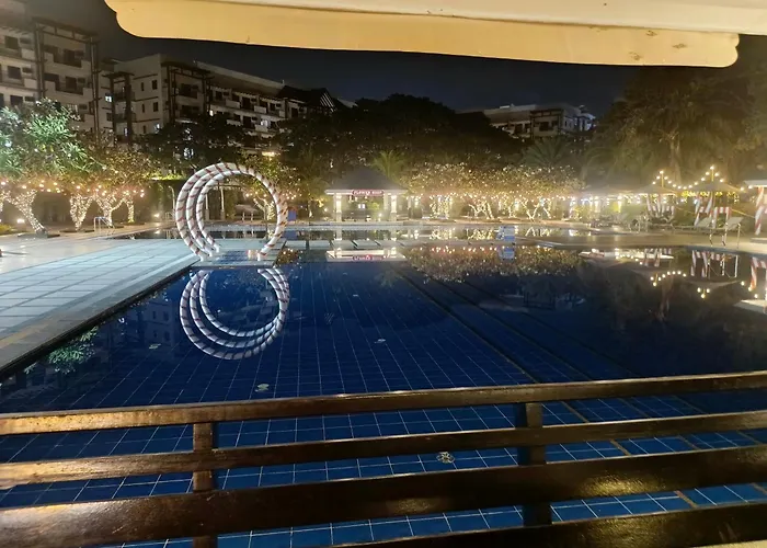 Runway Oasis Beside Airport Naia Terminal1,2&4 Apartamento Manila