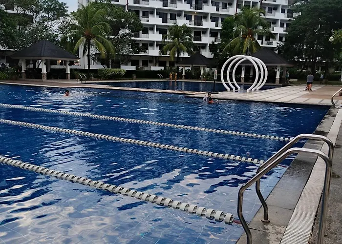 Runway Oasis Beside Airport Naia Terminal1,2&4 *